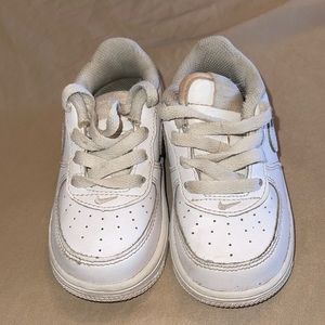Nike Air Force 1 white size 5